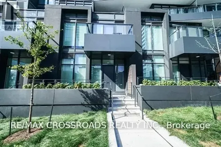 Row / Townhouse for sale: TH05 - 58 QUEENS WHARF ROAD, Toronto