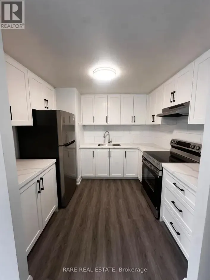 Other for rent: 8 - 99 BELLEVUE AVENUE, Toronto