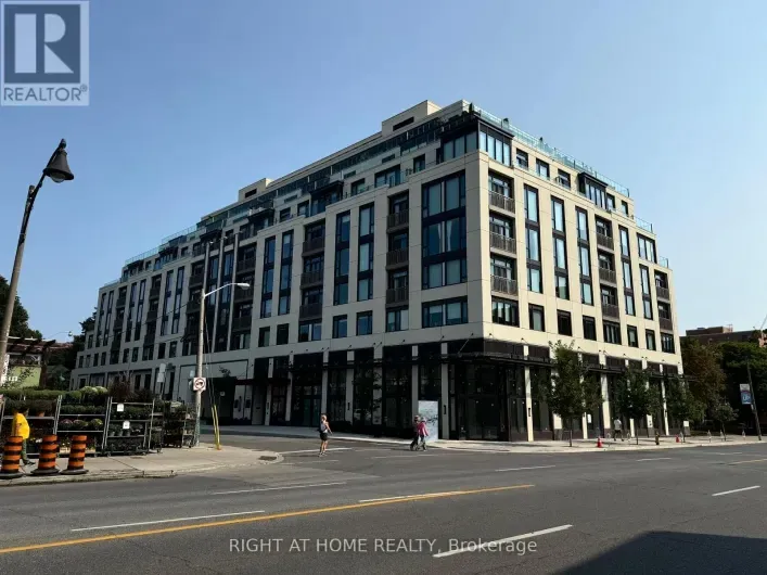 Apartment for rent: 324 - 3 STRATHGOWAN AVENUE, Toronto