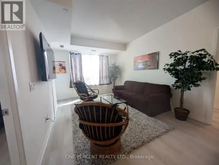 Apartment for rent: 731 - 3270 SHEPPARD AVE E AVENUE, Toronto