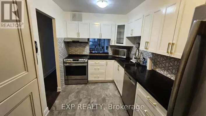 Apartment for rent: 407 - 2365 KENNEDY ROAD, Toronto