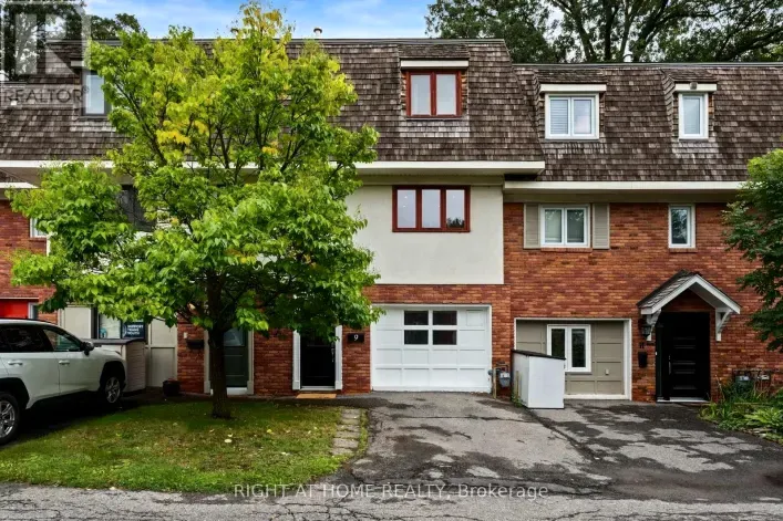 Row / Townhouse for sale: 9 MARCO LANE, Ottawa