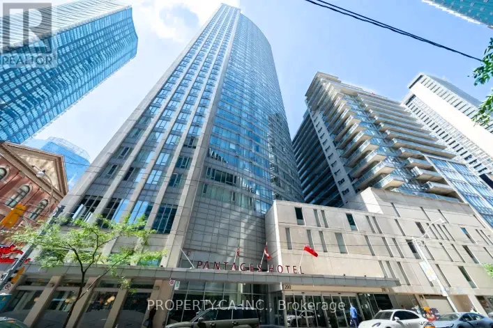 Apartment for sale: 912 - 210 VICTORIA STREET, Toronto