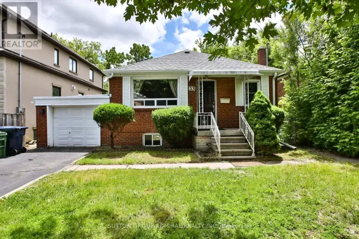 House for sale: 33 REGINA AVENUE, Toronto