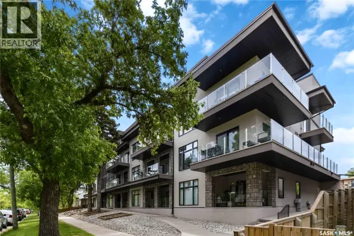 Apartment for sale: 104 1010 Main STREET, Saskatoon