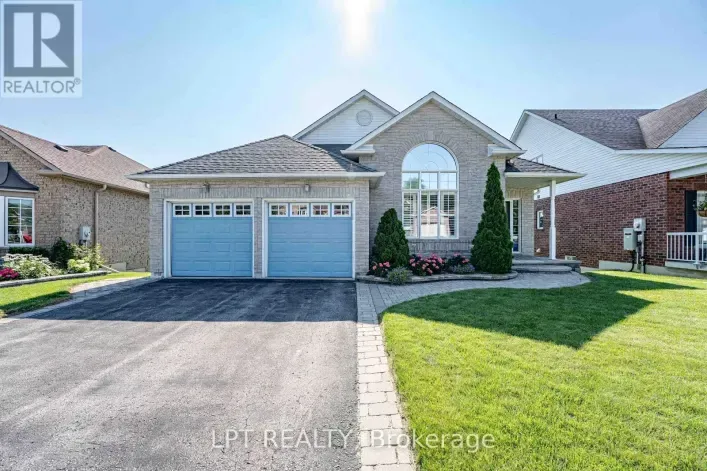 House for sale: 219 WATERBURY CRESCENT, Scugog