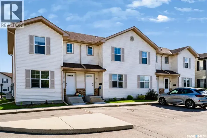 Row / Townhouse for sale: 15 135 Pawlychenko LANE, Saskatoon