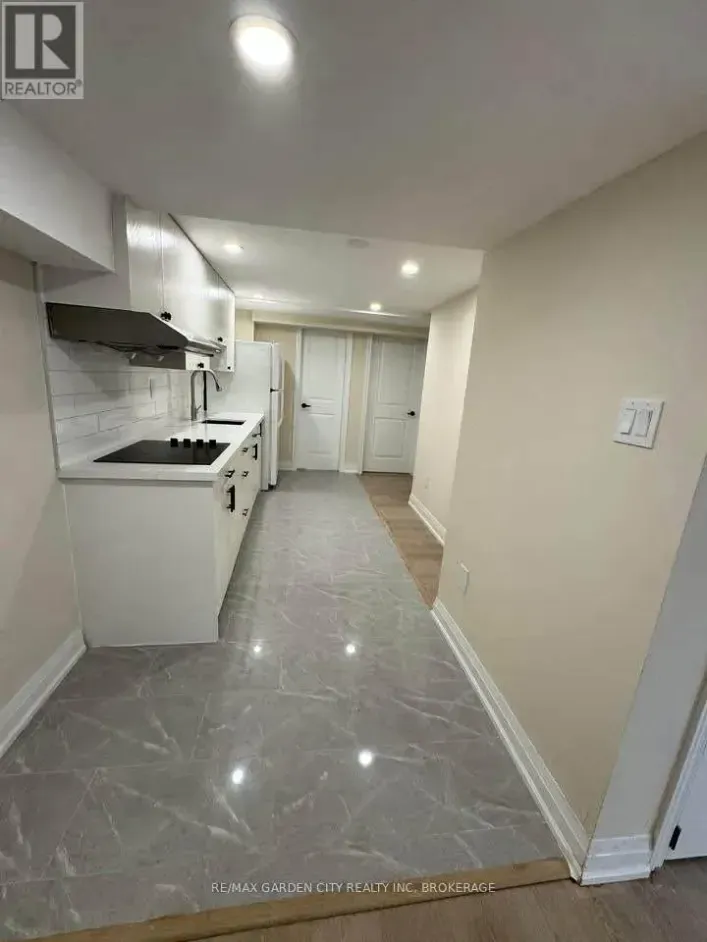 Duplex for rent: LWR-2B - 60 WAKELIN TERRACE, St. Catharines