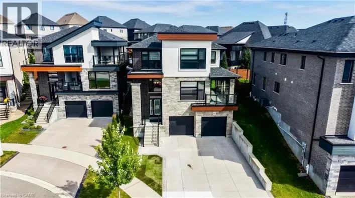 House for sale: 912 BLAIR CREEK Court, Kitchener