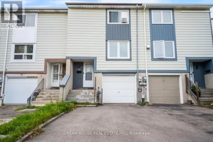 Row / Townhouse for sale: 40 HOSKINS SQUARE, Brampton