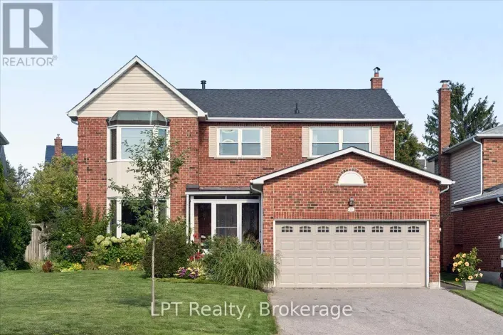 House for sale: 22 ENNISCLARE PLACE, Whitby