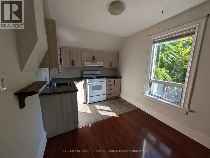 House for rent: UPPER - 591 JANE STREET, Toronto