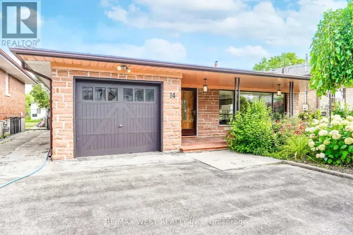 House for sale: 14 MODEL AVENUE, Toronto