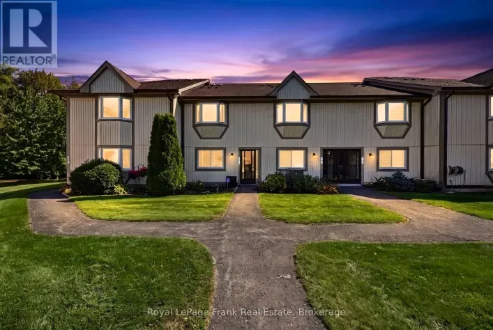 Row / Townhouse for sale: # 21 - 21 LAGUNA PARKWAY, Ramara