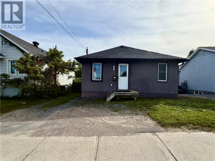 House for sale: 587 Elm Street, Greater Sudbury