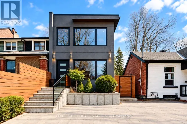 House for sale: 245 ASHDALE AVENUE, Toronto