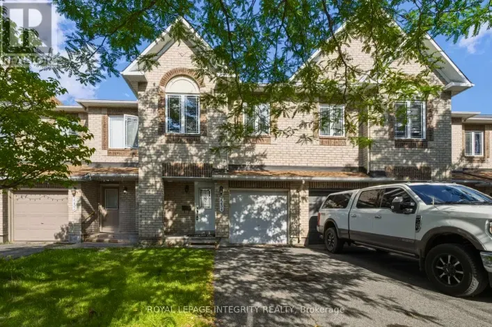 Row / Townhouse for sale: 2254 SILVERADO CRESCENT, Ottawa