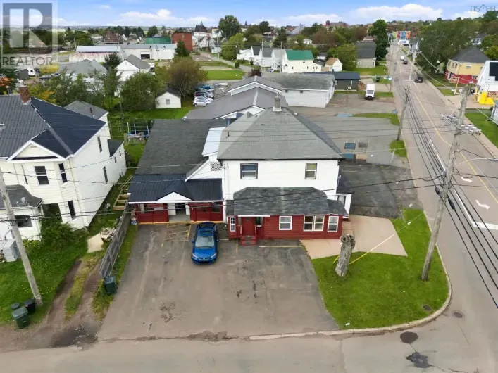 Apartment for sale: 14 Spring Street, Amherst