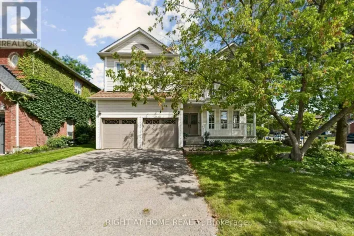 House for sale: 23 CROXALL BOULEVARD, Whitby