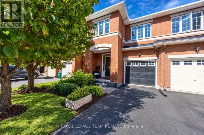 Row / Townhouse for sale: 135 GATESPARK PRIVATE, Ottawa