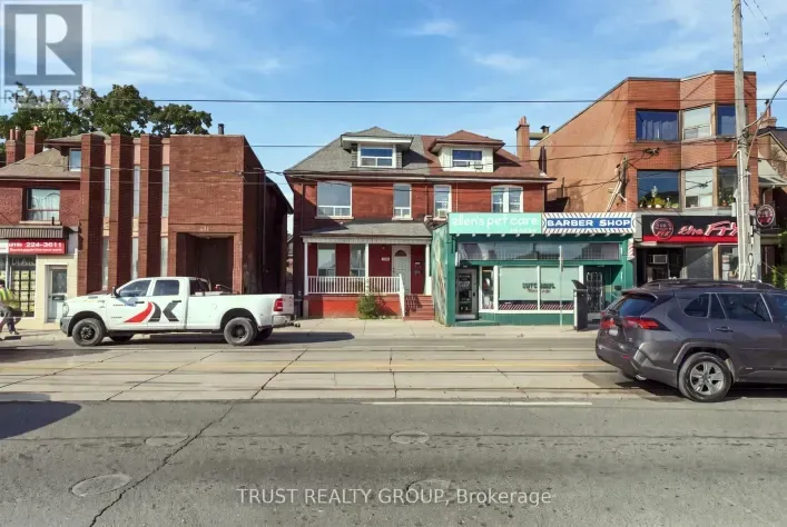 Duplex for rent: MAIN & BASEMENT - 2279 DUNDAS STREET W, Toronto