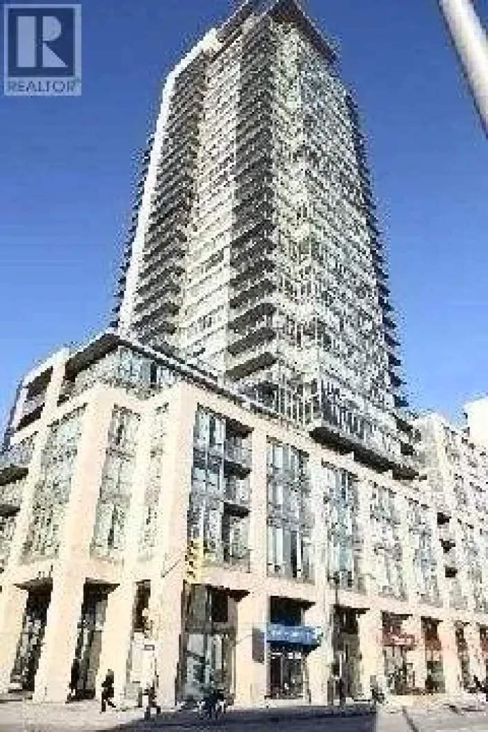 Apartment for rent: 707 - 1 BEDFORD ROAD, Toronto