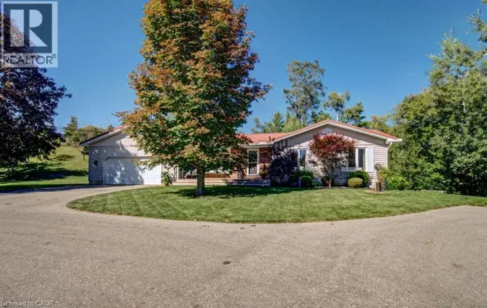 House for sale: 108 LAKE Road, Puslinch