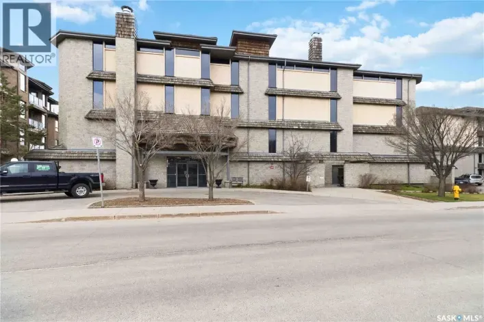 Apartment for sale: 112 619 Saskatchewan CRESCENT W, Saskatoon