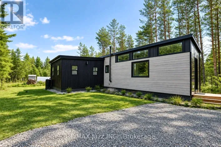 Mobile Home for sale: 473 FLEETWOOD ROAD, Kawartha Lakes