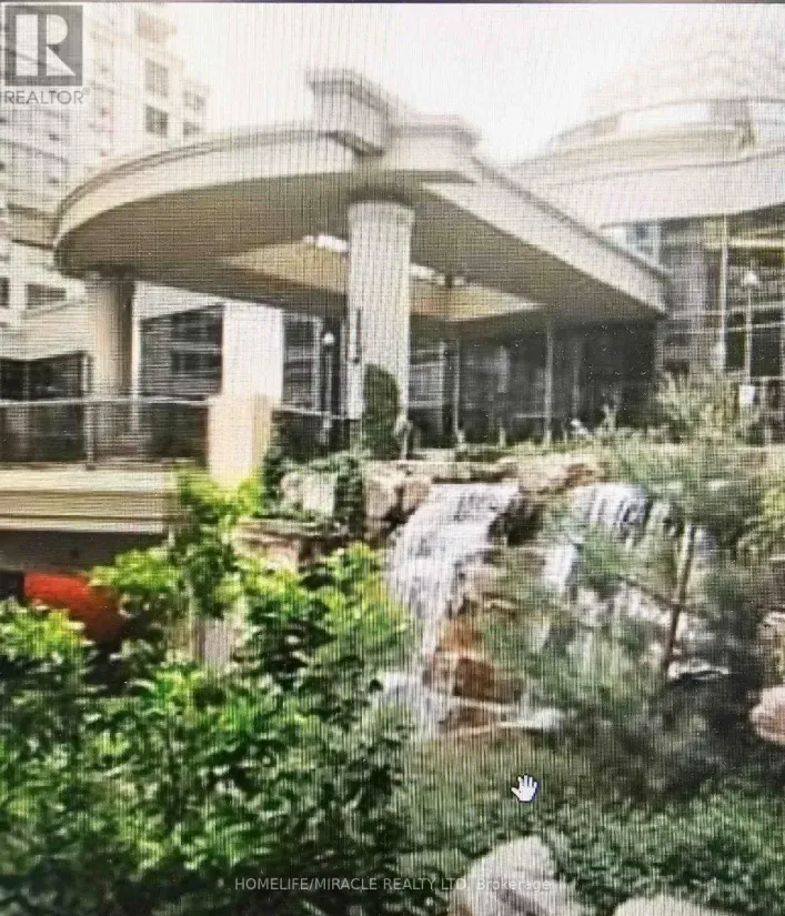 Apartment for rent: 2131 - 3888 DUKE OF YORK BOULEVARD, Mississauga