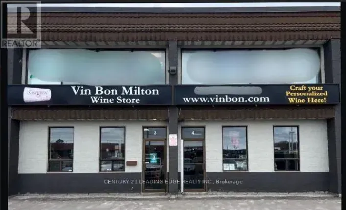3 & 4 - 50 STEELES AVENUE E, Milton
