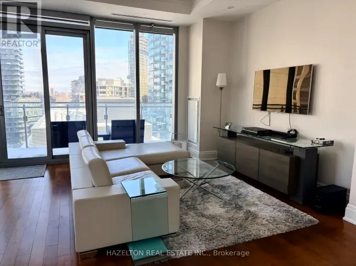 Apartment for rent: 902 - 55 SCOLLARD STREET, Toronto