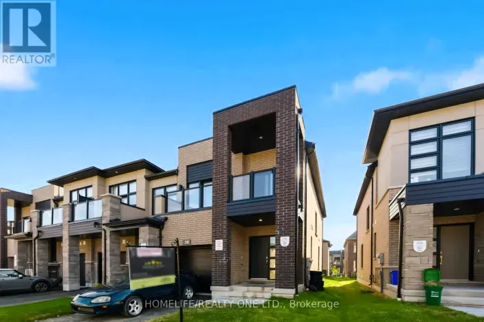 Row / Townhouse for sale: 10 HARVEY BUNKER CRESCENT, Markham
