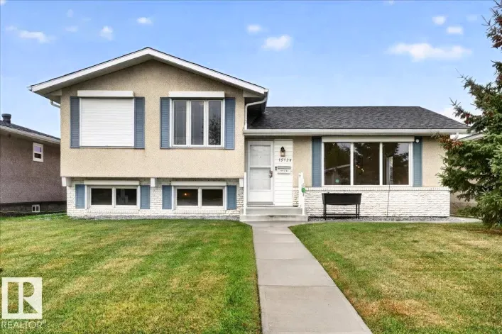 House for sale: 15128 88 ST NW, Edmonton