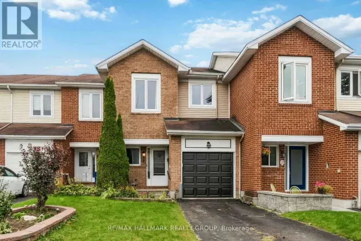 Row / Townhouse for sale: 6 MARAVISTA DRIVE, Ottawa