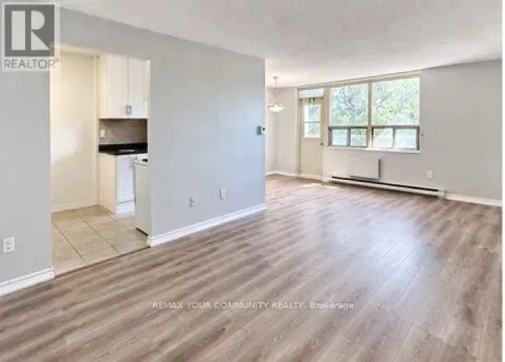Other for rent: 131 - 199 HILLCROFT STREET, Oshawa