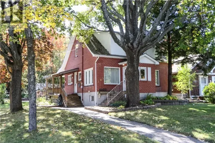 House for sale: 105 Wembley Drive, Sudbury