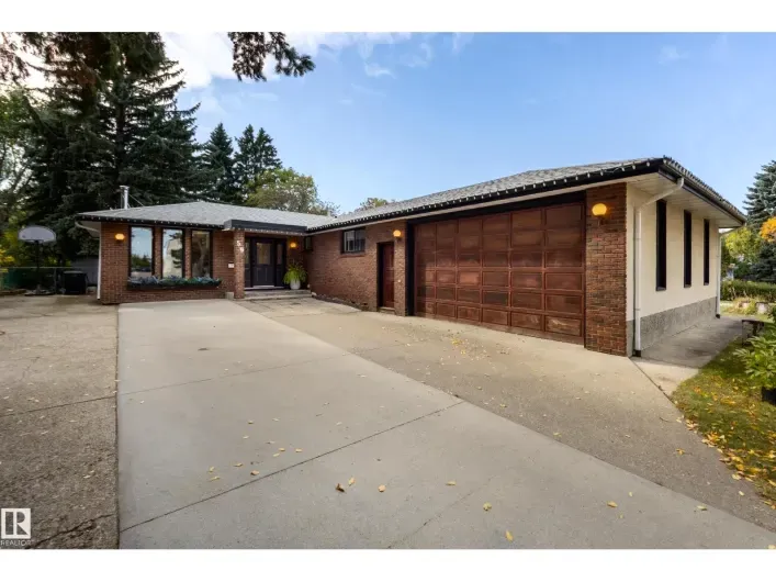 House for sale: 59 SPRUCE AV, Sherwood Park